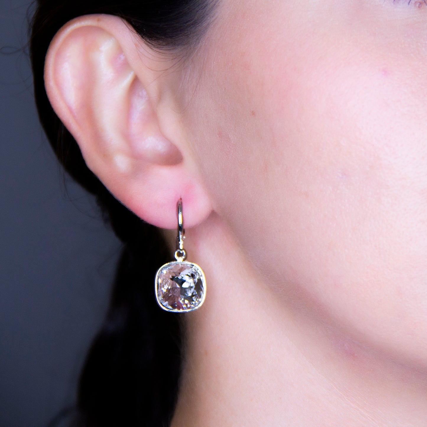 Aretes / Broquel Cuadro Baño Rodio Cristal Europeo