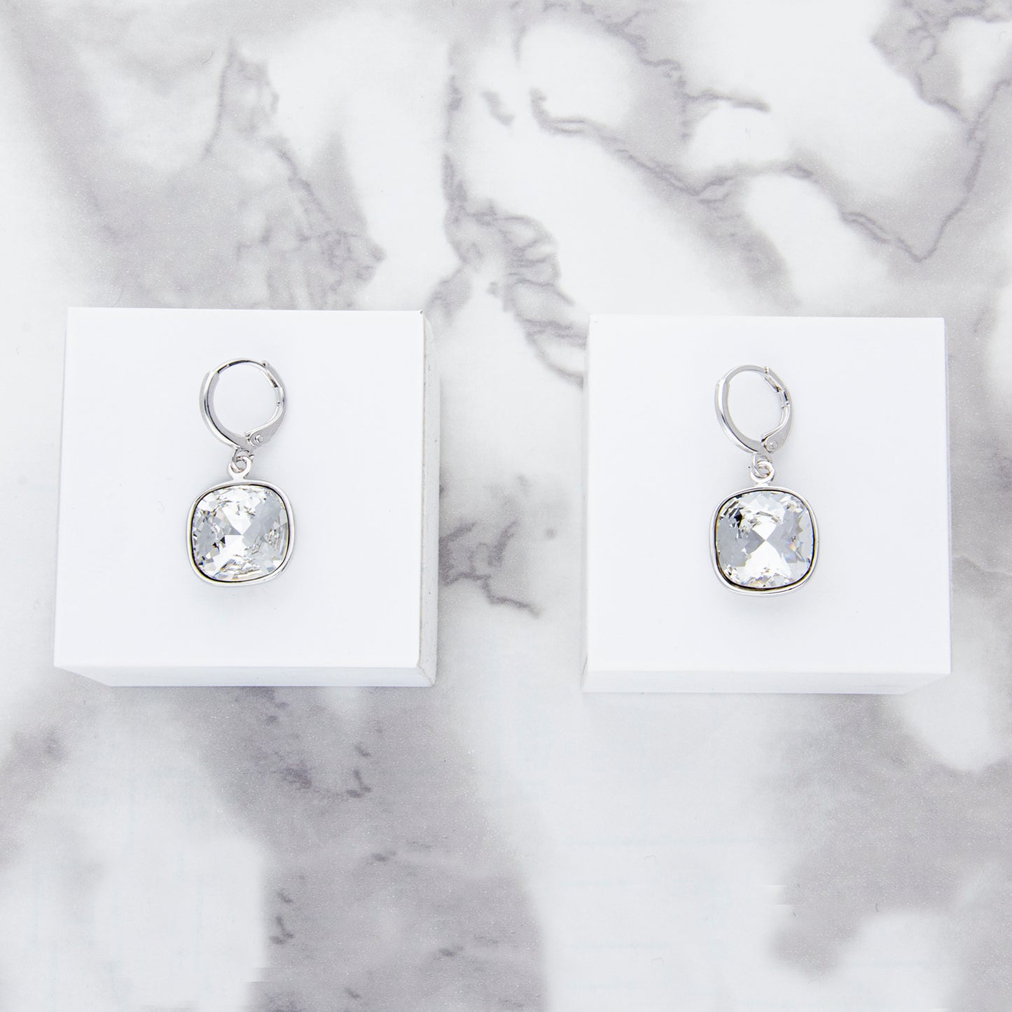Aretes / Broquel Cuadro Baño Rodio Cristal Europeo