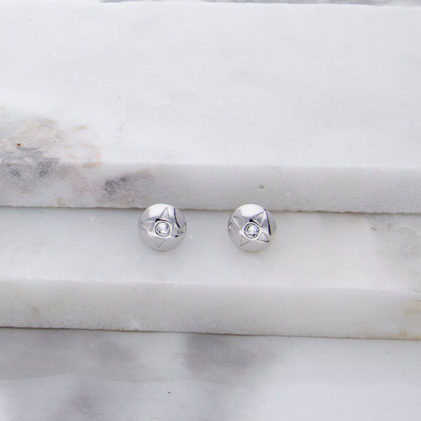 Broquel Estrella Baño De Rodio | Cristal Europeo Blanco