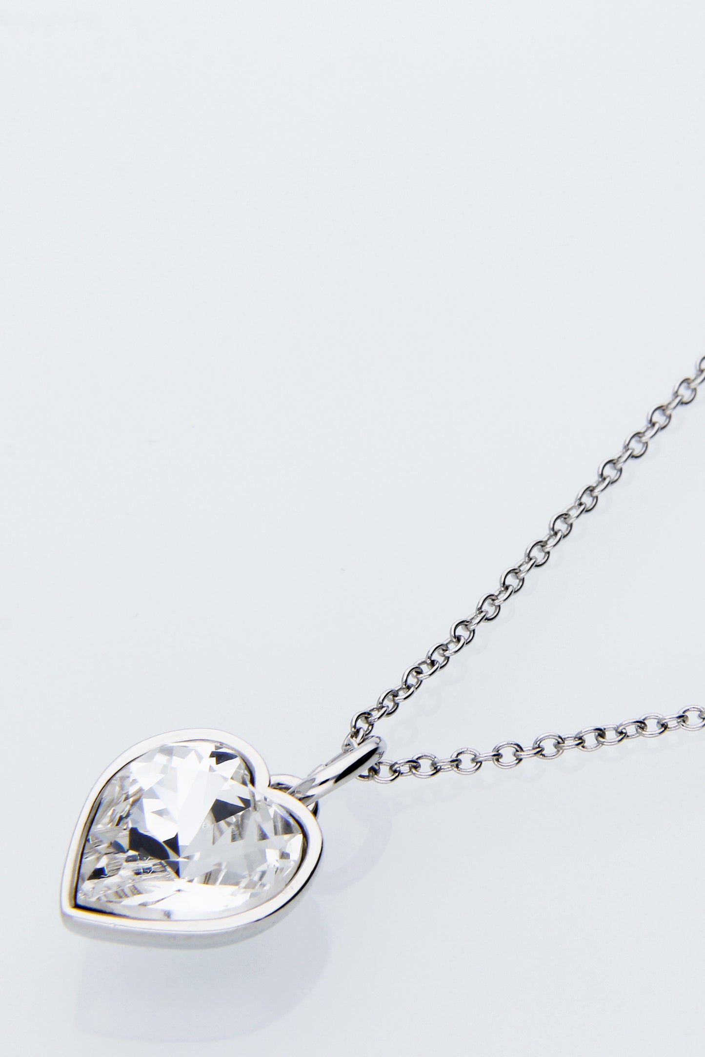 Collar Corazón | Baño de Rodio | Cristal