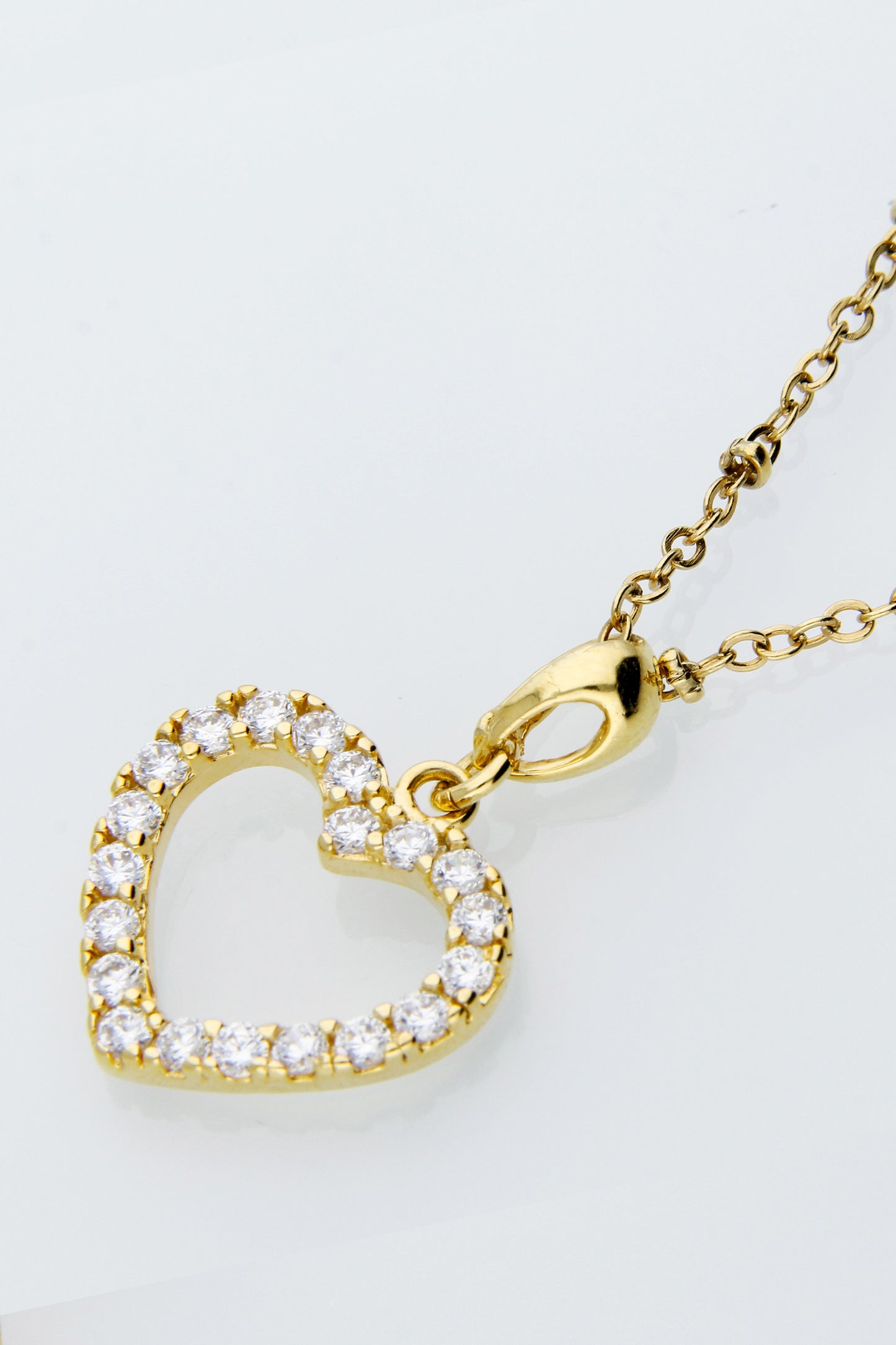 Collar Corazón Clásico | Baño de Oro | Zirconia